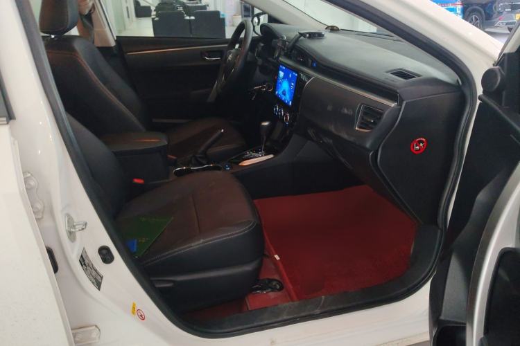 Used Toyota Corolla 2017 1.2T CVT GL Right Front Seat