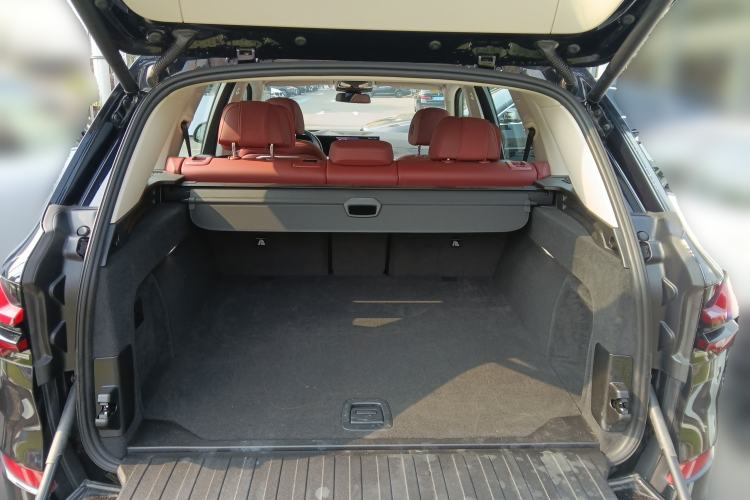 Used BMW X5 2023 xDrive 30Li Luxury M Sport Night Edition Package Trunk