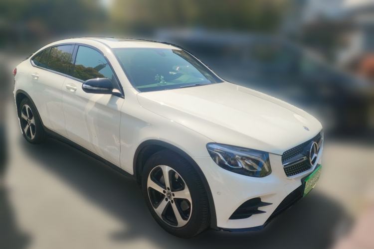 Used Mercedes-Benz GLC Coupe 2019 GLC 200 4MATIC Coupe SUV Front Right 45 Deg