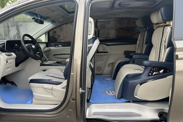 Used Buick GL8 2021 ES Landtrek 653T Comfort Edition