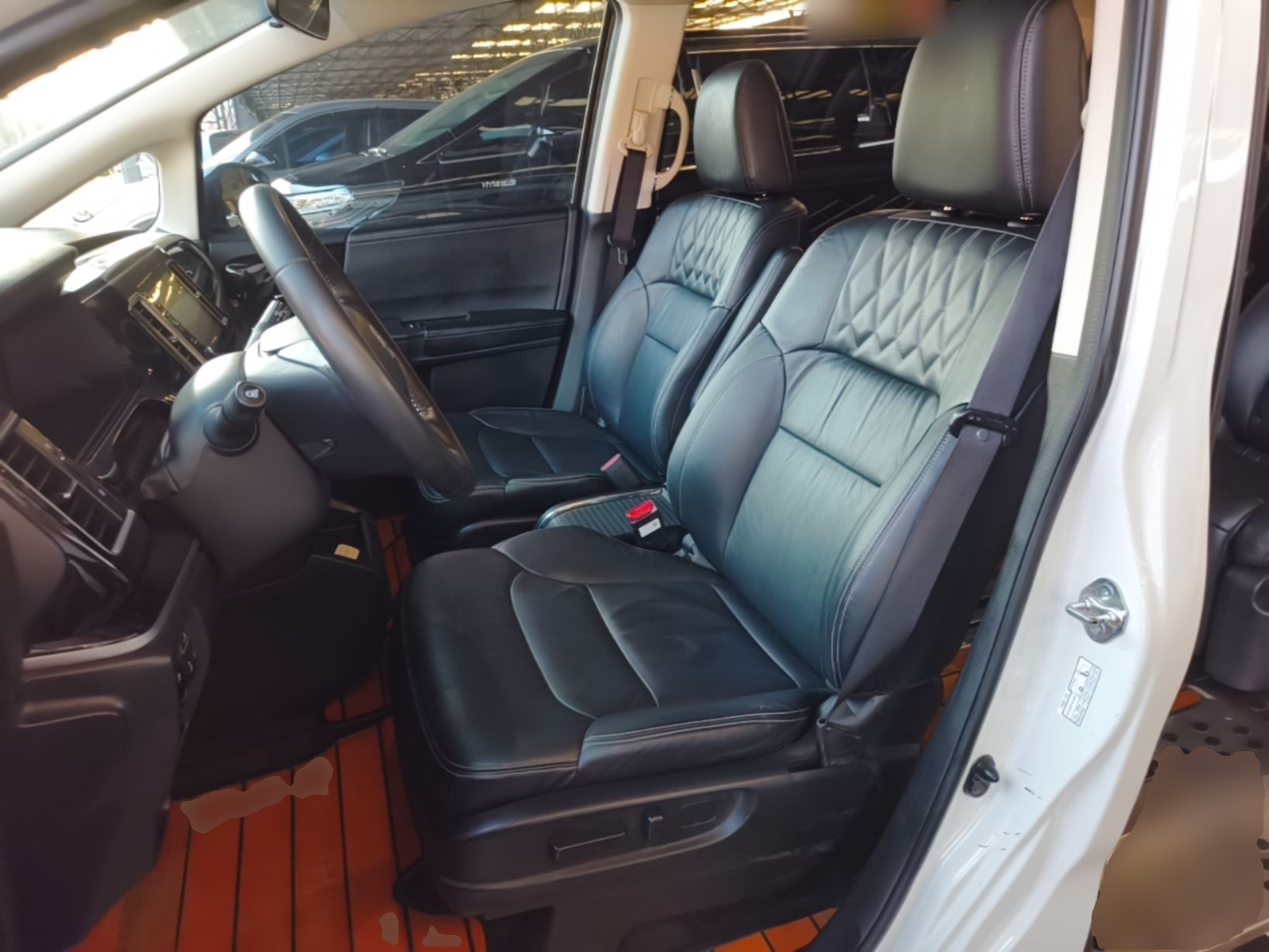 Interior delantero