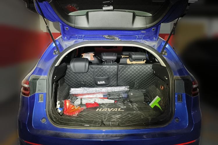 Used Haval F7 2020 2.0T All-Wheel Drive iJoy Trunk