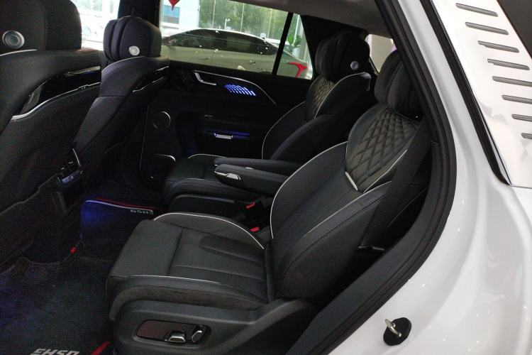 Used Hongqi E-HS9 2024 660 km Range Flagway Edition Six Seats
