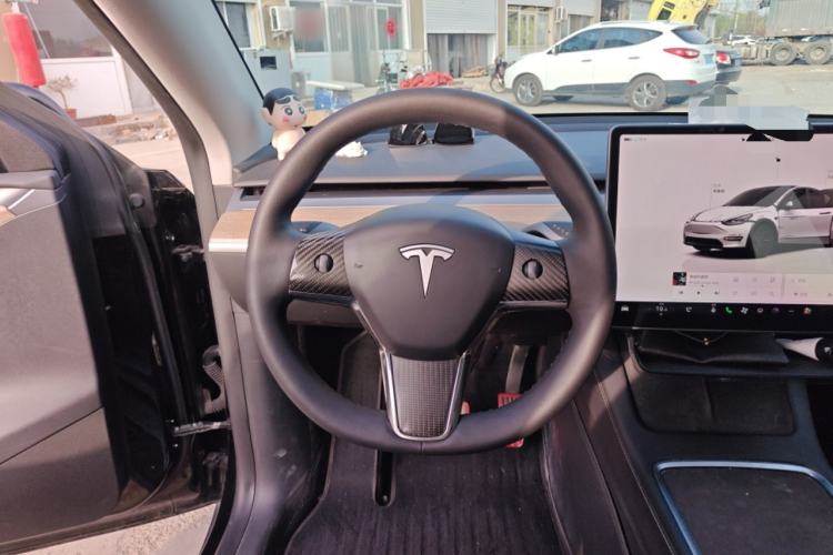 Used Tesla Model Y 2022 Rear-Wheel-Drive Version Steering Wheel