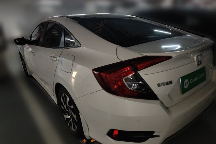 Used Honda Civic 2016 220TURBO CVT Luxury Edition Rear Left 45 Deg