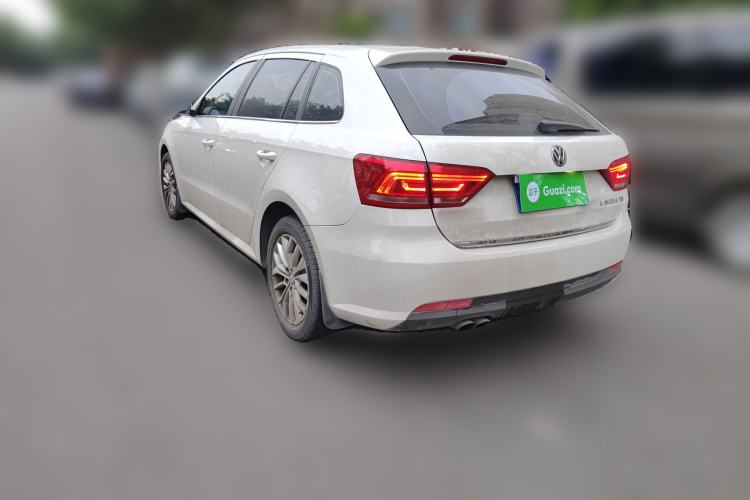 Used Volkswagen Gran Lavida 2013 1.4 TSI Automatic Luxury Model
