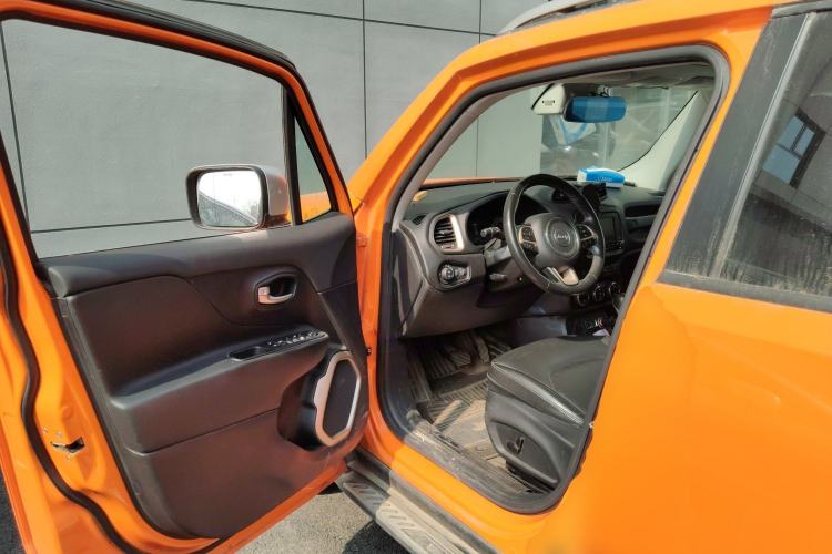 Used Jeep Renegade 2016 1.4T Automatic Smart Edition
