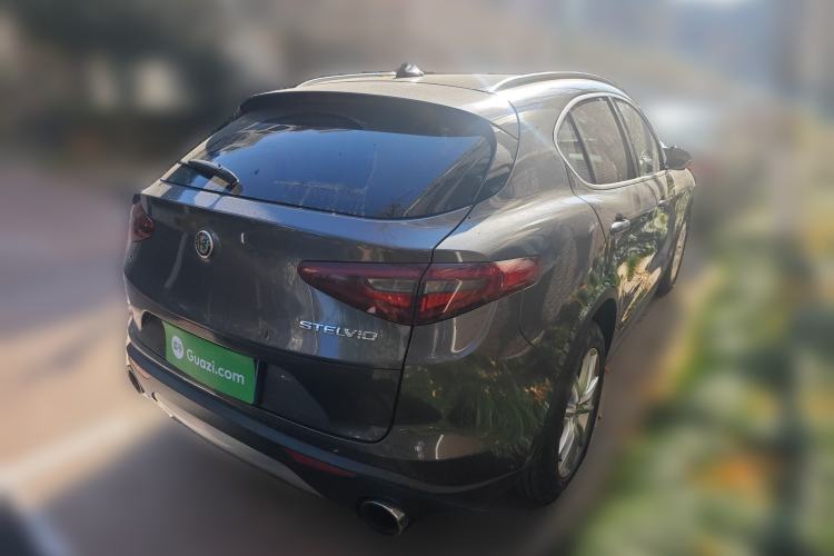 Used Alfa Romeo Stelvio 2017 2.0T 200HP Luxury Edition