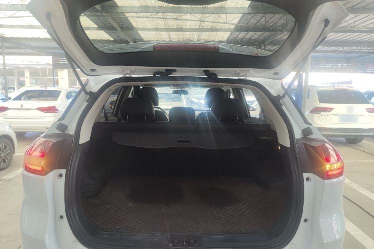 Used Geely Auto Emgrand X7 Sport 2020 1.8TD DCT Two-Wheel Drive Smart Connect 4G-Enabled Version
