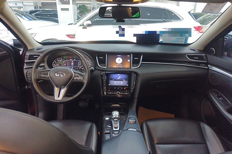 Used Infiniti QX50 2018 2.0T Two-Wheel Drive Fashion Edition Center Console