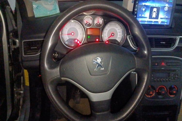 Used Peugeot 308 2012 1.6L Manual YouShang Edition
