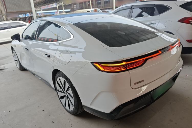 Used Geely Galaxy E8 2024 550 km Range Rear-Drive MAX