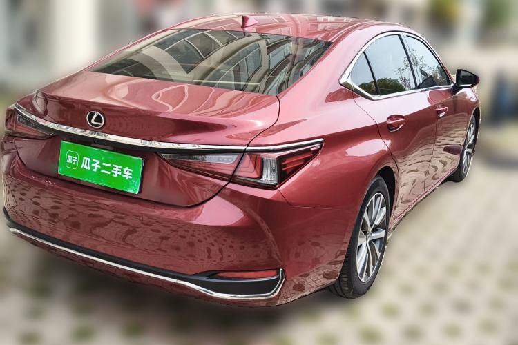 Used Lexus ES 2018 200 Excellence Edition China V Standard Rear Right 45 Deg
