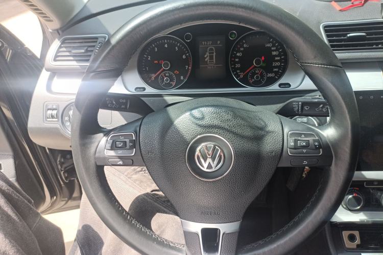 Used Volkswagen Magotan 2013 1.8TSI Premier Model Steering Wheel