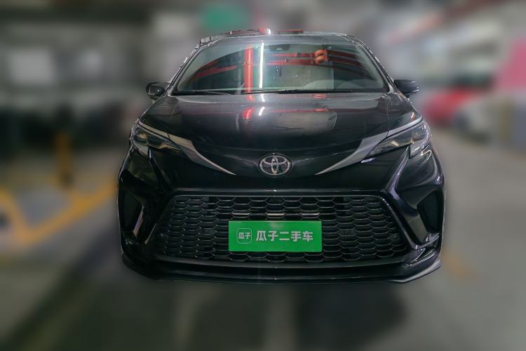 Used Toyota Granvia 2024 2.5L Hybrid Luxury Edition Front