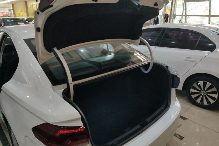 Used Volkswagen Bora 2020 1.5L Manual Fashion Edition Trunk