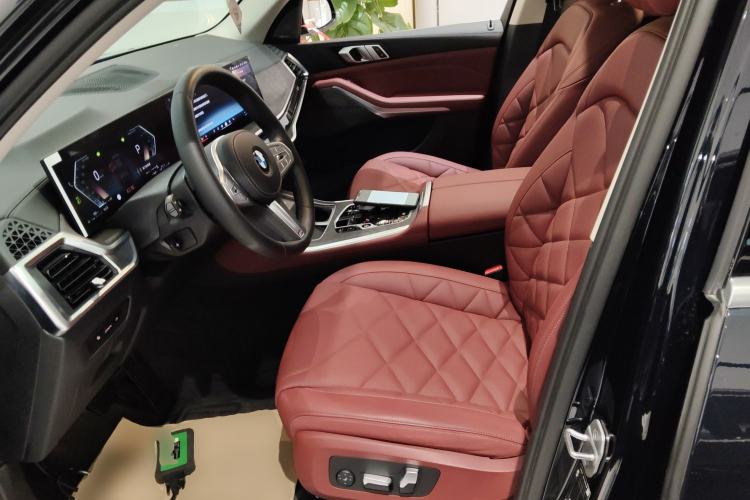 Used BMW X5 2023 xDrive 30Li M Sport Package