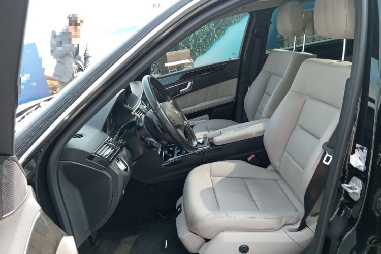 Used Mercedes-Benz E-Class 2013 E 260 L CGI Stylish Model