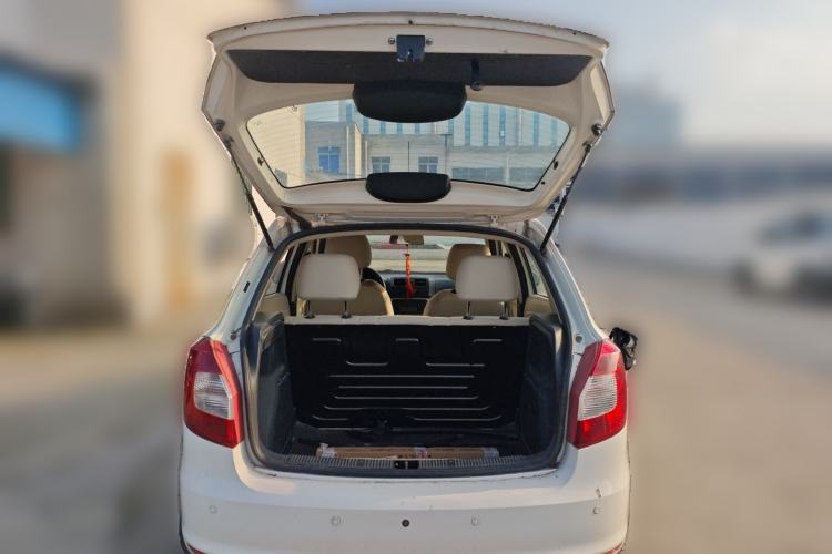 Used Skoda Fabia 2014 1.4L Manual Crystal Edition
