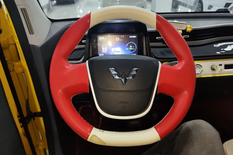 Used Wuling Hongguang MINIEV 2021 Macaron Premium Model – Lithium Iron Phosphate