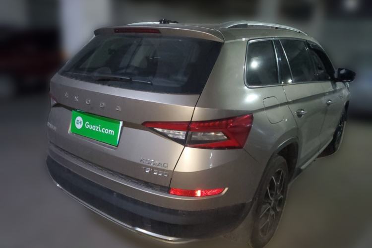 Used Skoda Kodiaq 2019 Facelifted TSI330 7-Seater Two-Wheel-Drive Luxury Enjoyment Edition China VI Standard Rear Right 45 Deg