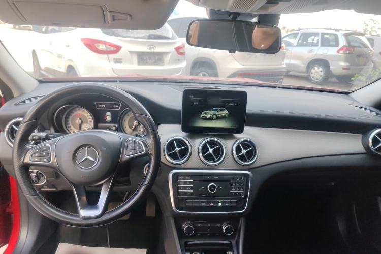 Used Mercedes-Benz GLA 2016 GLA 200 Fashion Model
