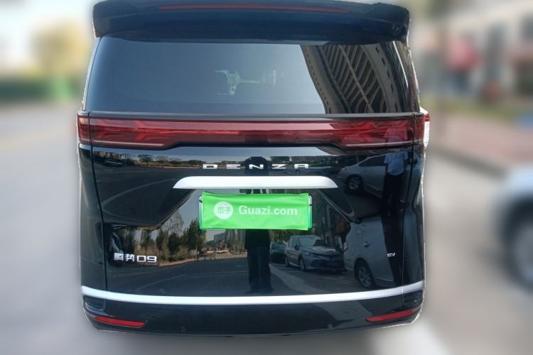 Used Denza D9 2024 EV 620 Premium Model