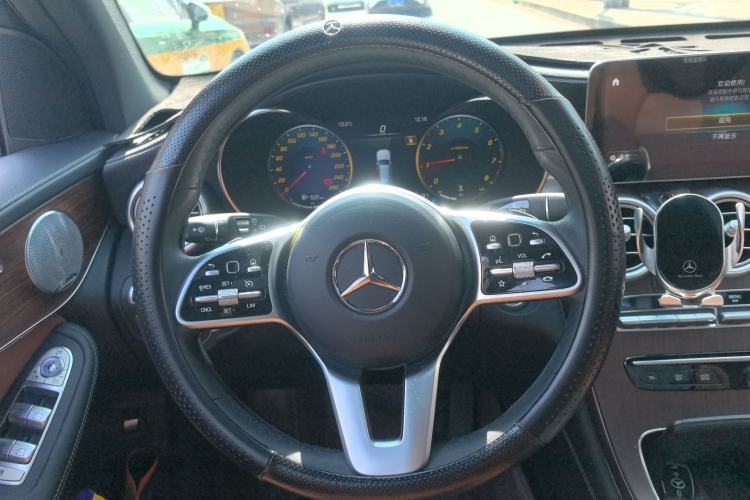 Used Mercedes-Benz GLC 2020 GLC 300 L 4MATIC Luxury Model
