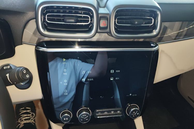 Used Lynk & Co 02 2018 1.5T DCT Two-Wheel Drive Zhaoban China V Standard