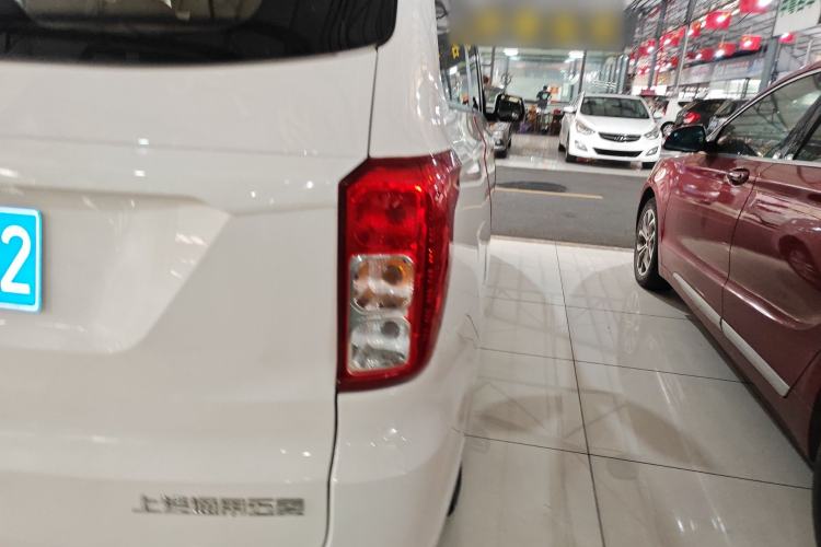 Used Wuling Hongguang 2019 1.5L S Comfort Edition China VI LAR
