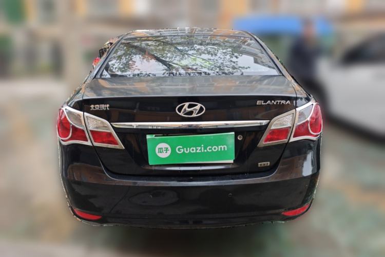 Used Hyundai Celesta 2011 1.6L Manual Luxury Model Rear