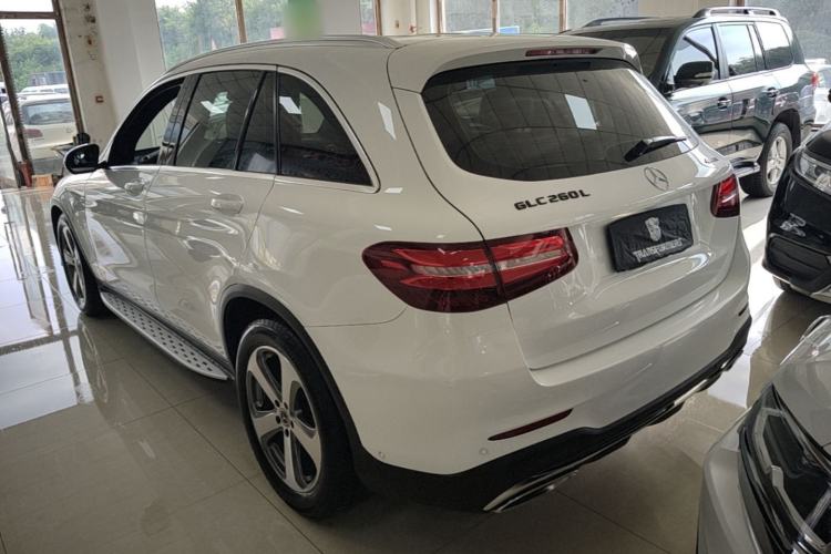 Used Mercedes-Benz GLC 2017 GLC 260 4MATIC Luxury Model