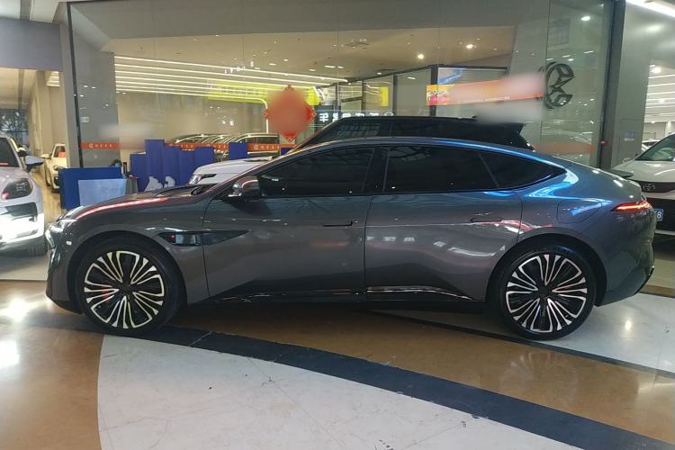 Used Avatr 12 2025 Ultra Extended-Range Edition
