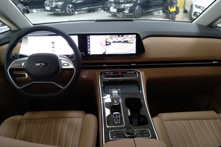 Used JAC Refine RF8 PHEV 2024 Zhiling Edition 1.5T 150KM Prestige Model – Lithium Iron Phosphate Center Console