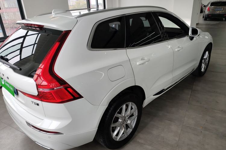 Used Volvo XC60 2021 T5 4x4 Smart Luxury Edition