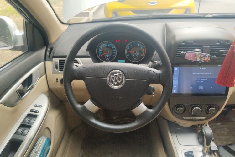 Used Buick Excelle 2013 1.5L Automatic Classic Model
