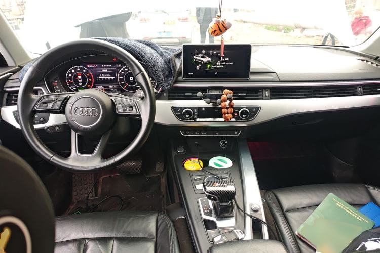 Used Audi A4L 2018 30th Anniversary Edition 40 TFSI Fashion Model