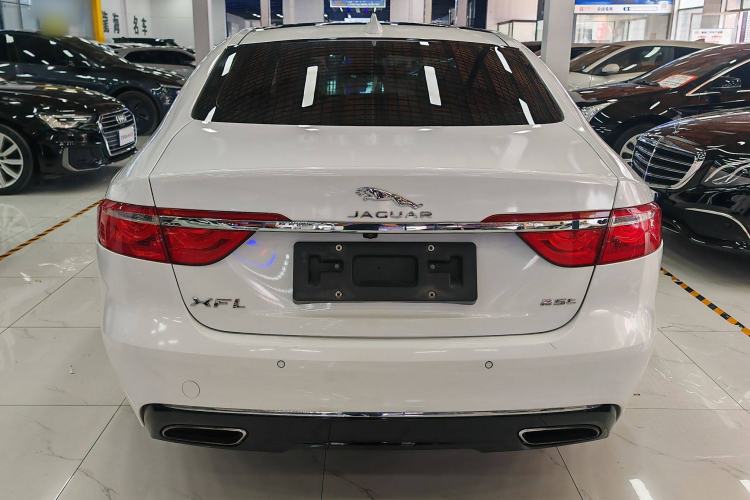 Used Jaguar XFL 2018 XFL 2.0T 250 PS Luxury Edition