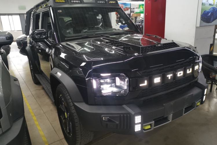 Used JETOUR Traveler 2023 2.0T All-Wheel Drive CrossPRO+