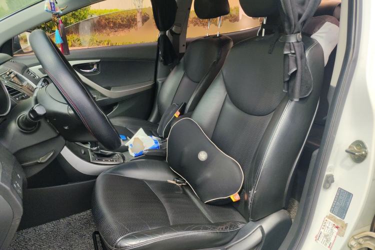 Used Hyundai Elantra (5th Generation / Langdong) 2012 1.6L Automatic Prestige Model
