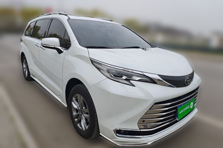Used Toyota Sienna 2024 2.5L Hybrid Comfort Edition