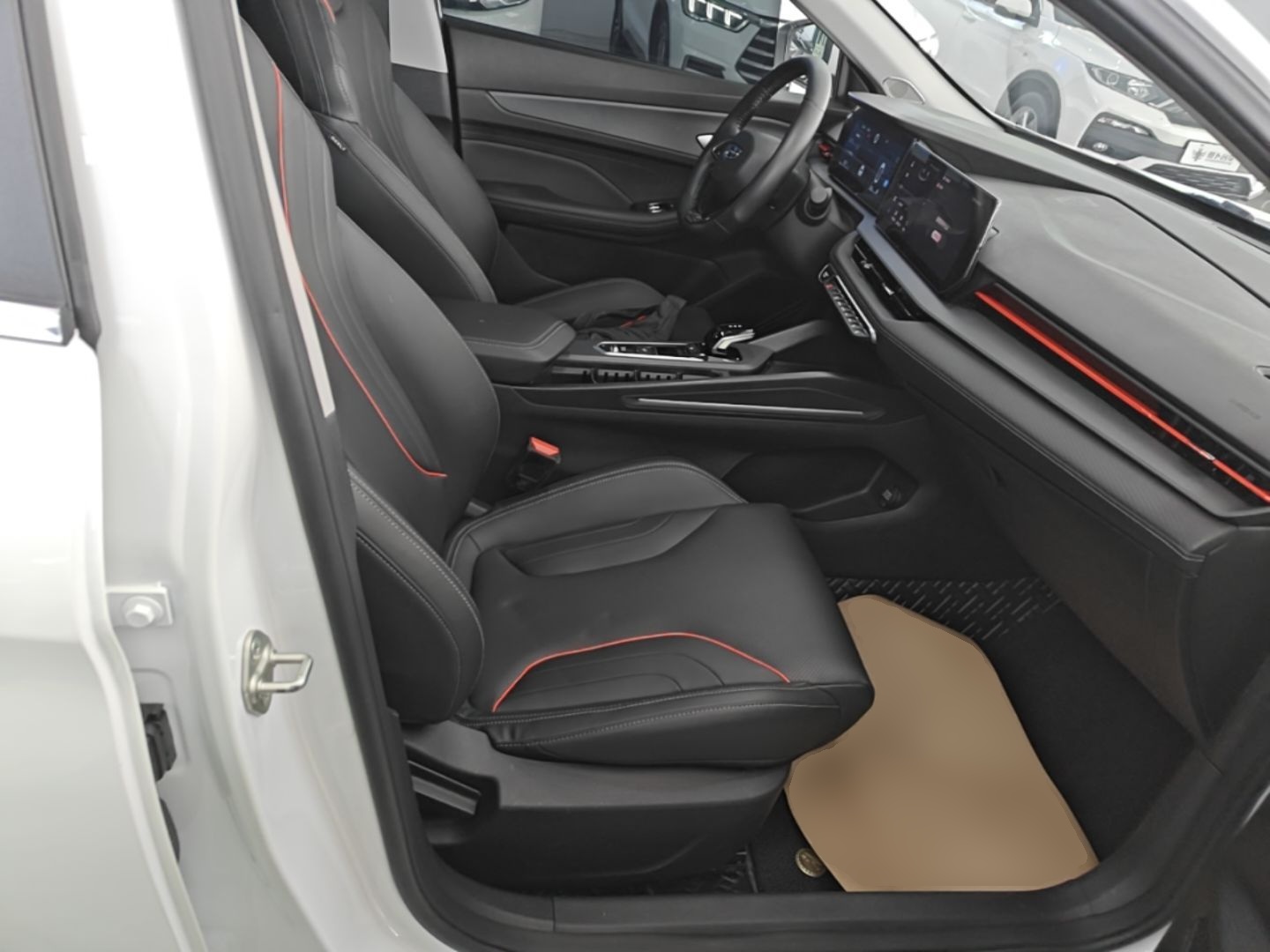 Geely Auto Binray 2022 Binrui COOL 1.5T DCT Electric Edition — снимка 19