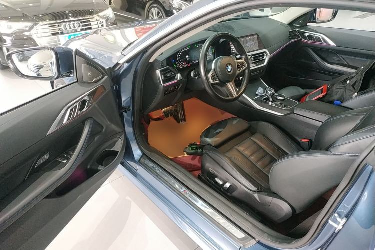 Used BMW 4 Series 2021 425i M Sport Package Driver Seat