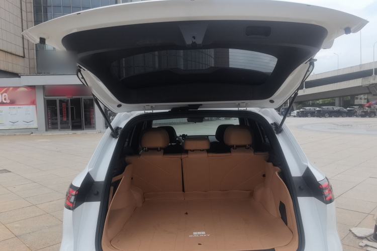 Used Geely Galaxy Xingjian 7 EM-i 2025 120km Launch+ Version Trunk