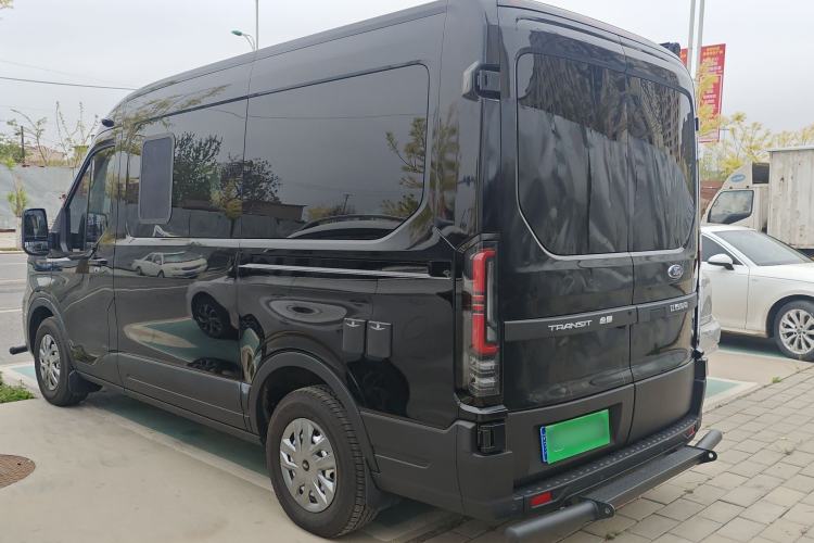 Used Ford Transit T8  Rear Left 45 Deg