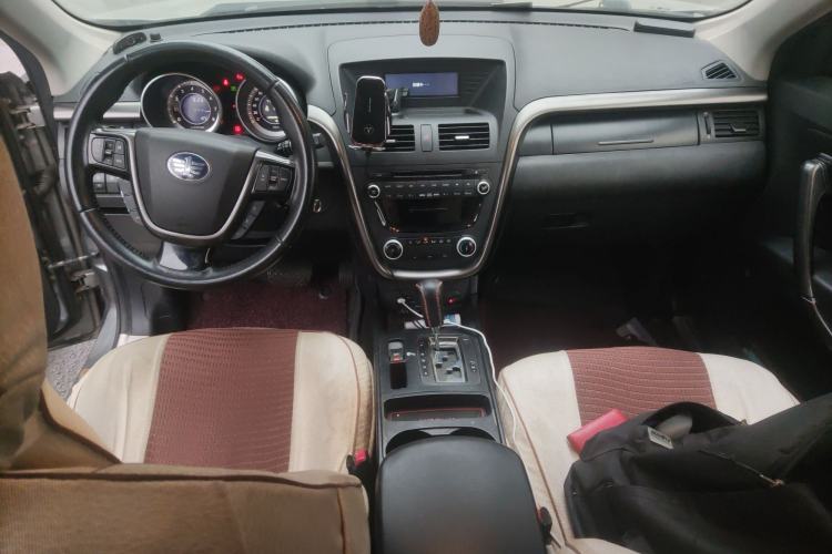 Used Bestune X80 2015 2.0L Automatic Comfort Anniversary Edition
