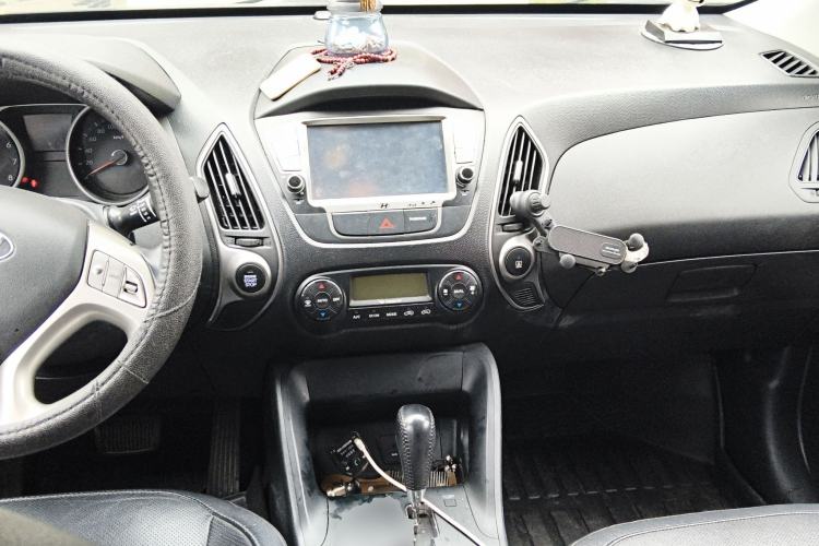 Used Hyundai ix35 2015 2.0L Automatic 2WD Smart Version China V Standard
