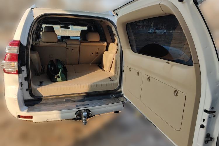 Used Toyota Prado 2010 4.0L Automatic TX-L
