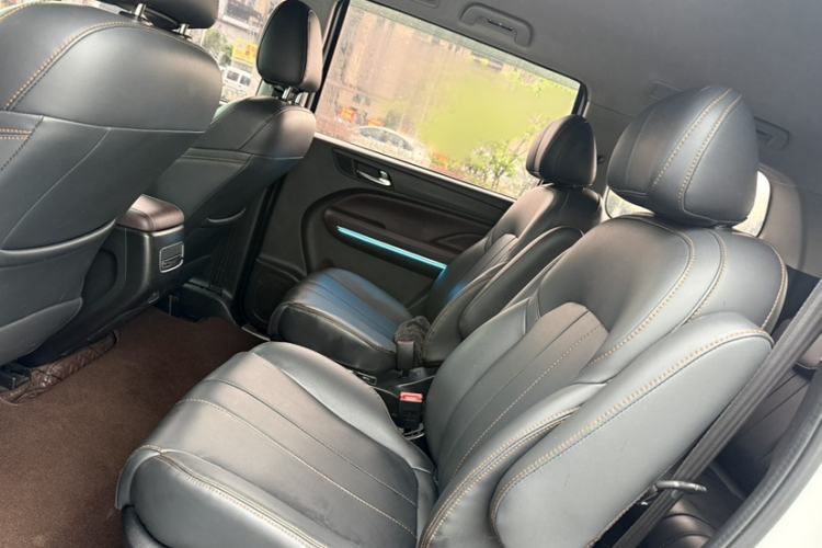 Used GAC Trumpchi M6 2023 PRO 270T DCT Elite Edition Exterior 1