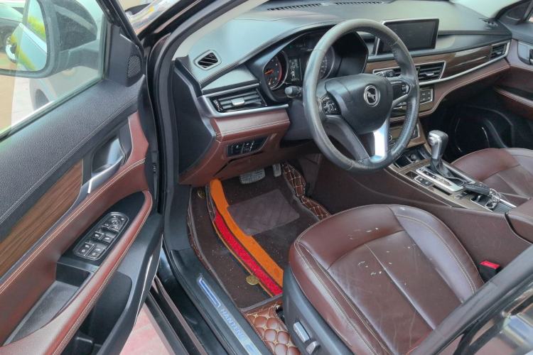 Used Hanteng X5 2018 1.5T CVT Luxury Edition Driver Seat